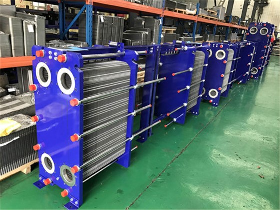 Quenching liquid cooling plate heat exchanger