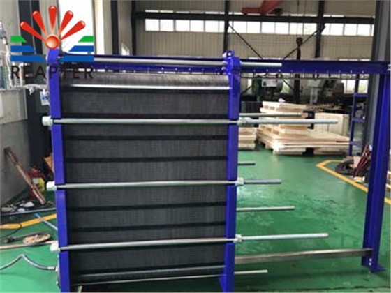 expansion joint of plate heat exchanger