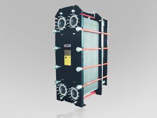 What are the components of a detachable plate heat exchanger?